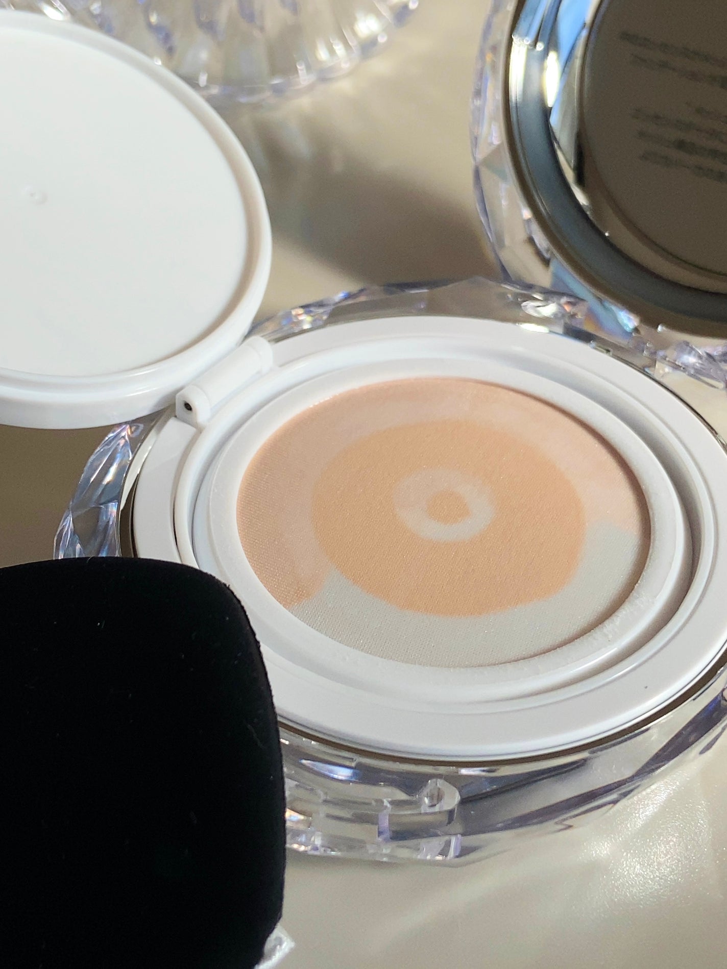 マスクフィット クリスタルメッシュクッション/TIRTIR(ティルティル)/クッションファンデーションを使ったクチコミ(3枚目)