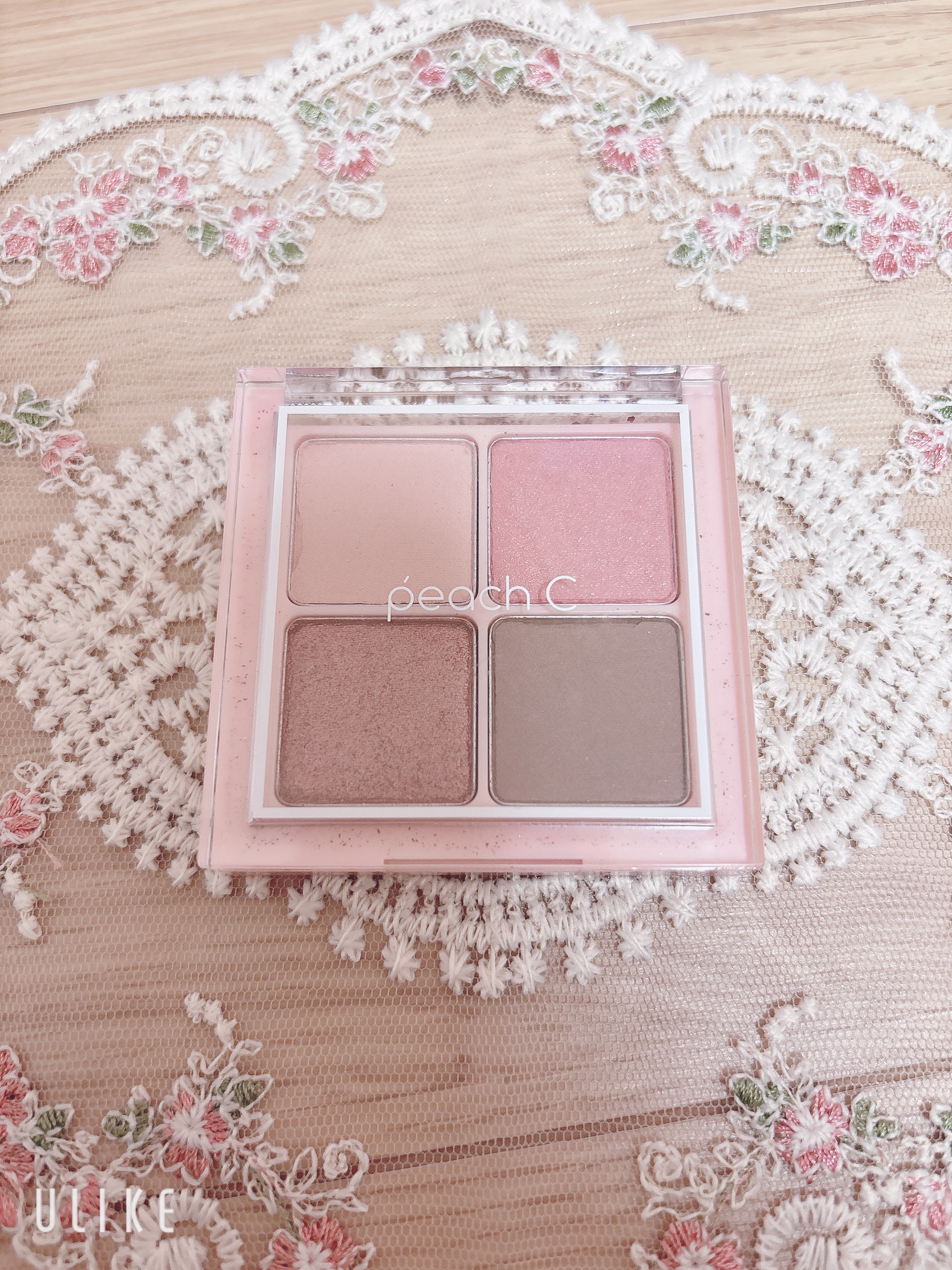 フォーリング イン アイシャドウ パレット 03 フォーリングインピンク/Peach C/アイシャドウパレットを使ったクチコミ（1枚目）