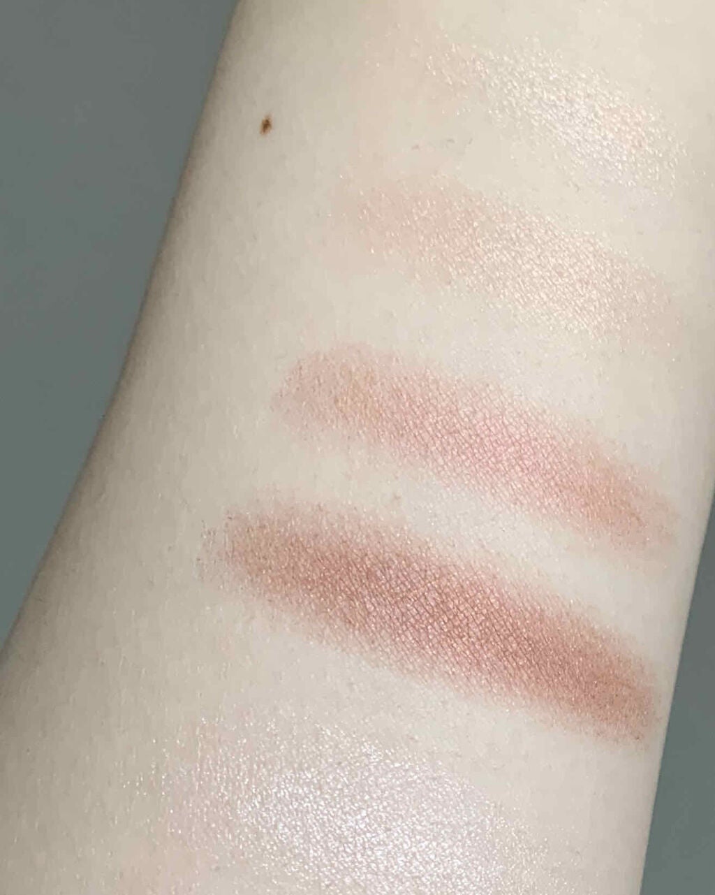 シルキースフレアイズ/キャンメイク/アイシャドウパレットを使ったクチコミ(3枚目)