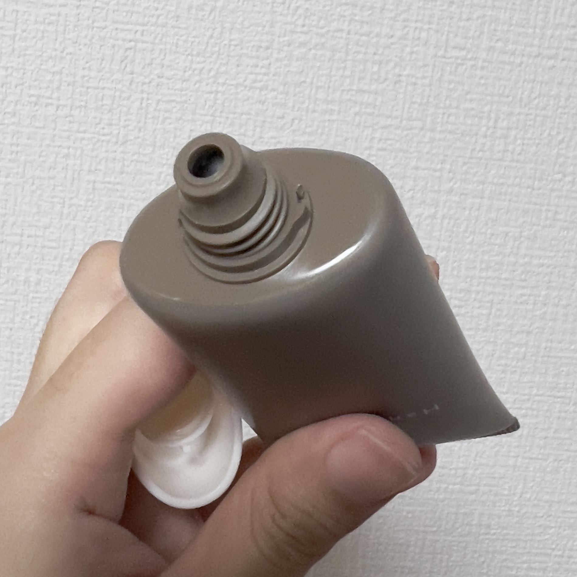 ハンデコルテ/キユートピア/ネック・デコルテケアを使ったクチコミ（2枚目）