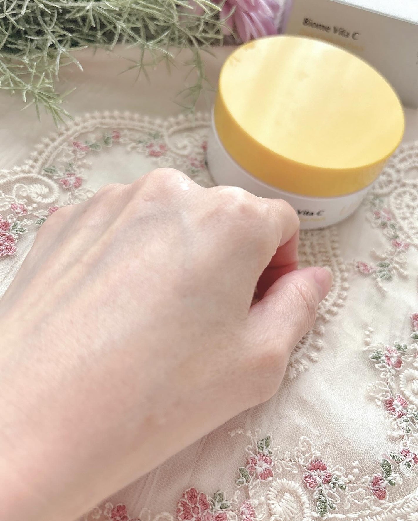 バイオームビタC黒クマアイパッチ/UIQ/シートマスク・パックを使ったクチコミ(5枚目)