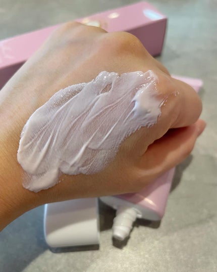 コラーゲンモイスチャーカラーコントロール/illuN/化粧下地を使ったクチコミ(3枚目)