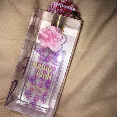 見た目可愛くて匂いもきつすぎなくてとっても好き🙆🏽‍♀️💗
#perfume #new #flower #ラモフロール #オーデコロン #フレッシュキャスケードブーケの香り #匂いフェチ #フラワーブー