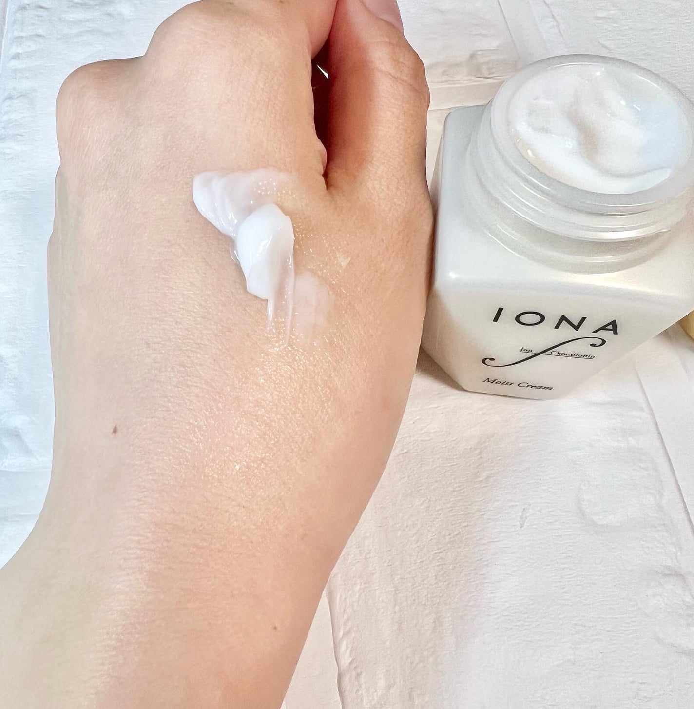 モイスト クリーム/イオナ エフ/フェイスクリームを使ったクチコミ(4枚目)