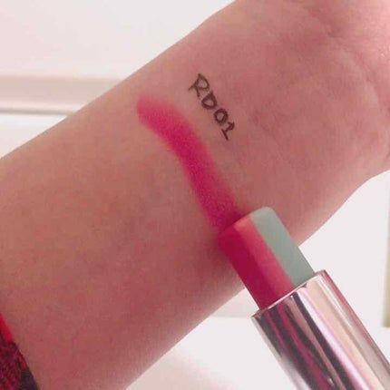 リップ フラッシュ ビッテン ストロボ/MAYBELLINE NEW YORK/口紅を使ったクチコミ(2枚目)