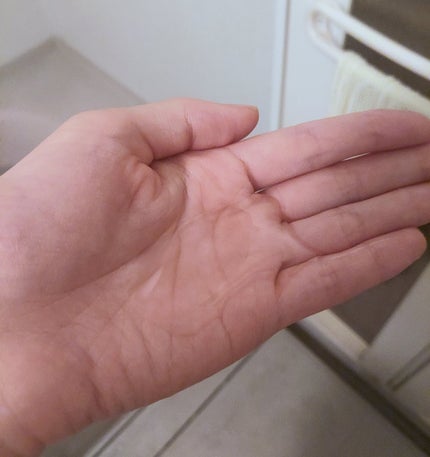 エッセンシャルプレミアム バリアシャンプー・コンディショナー シルキー&スムース/エッセンシャル/市販シャンプーを使ったクチコミ(2枚目)