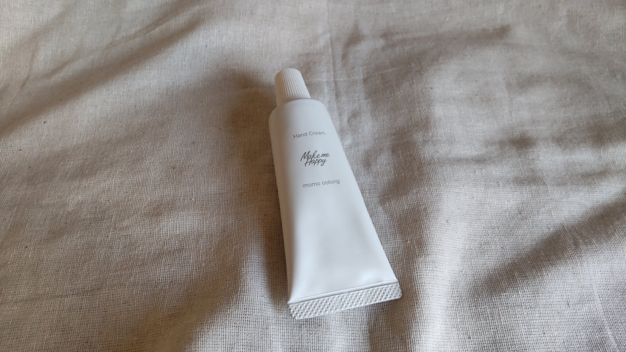 メイクミーハッピー ハンドクリーム momo oolong/キャンメイク/ハンドクリームを使ったクチコミ（1枚目）