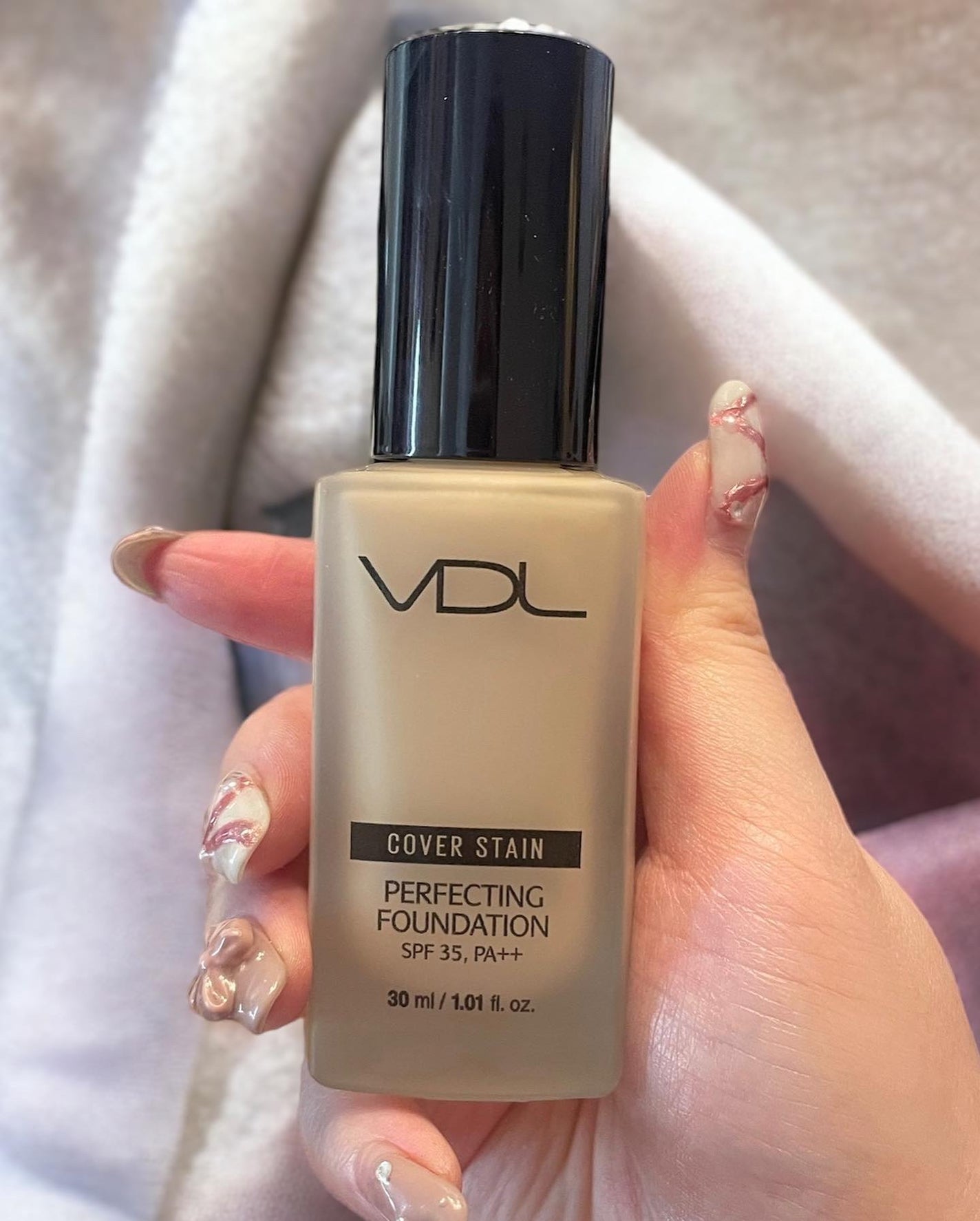 カバーステイン パーフェクティング ファンデーション/VDL/リキッドファンデーションを使ったクチコミ(2枚目)