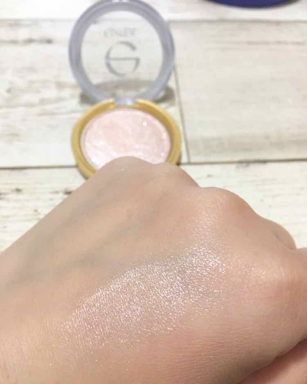 シャイニーシャドウ N/excel/単色アイシャドウを使ったクチコミ(3枚目)