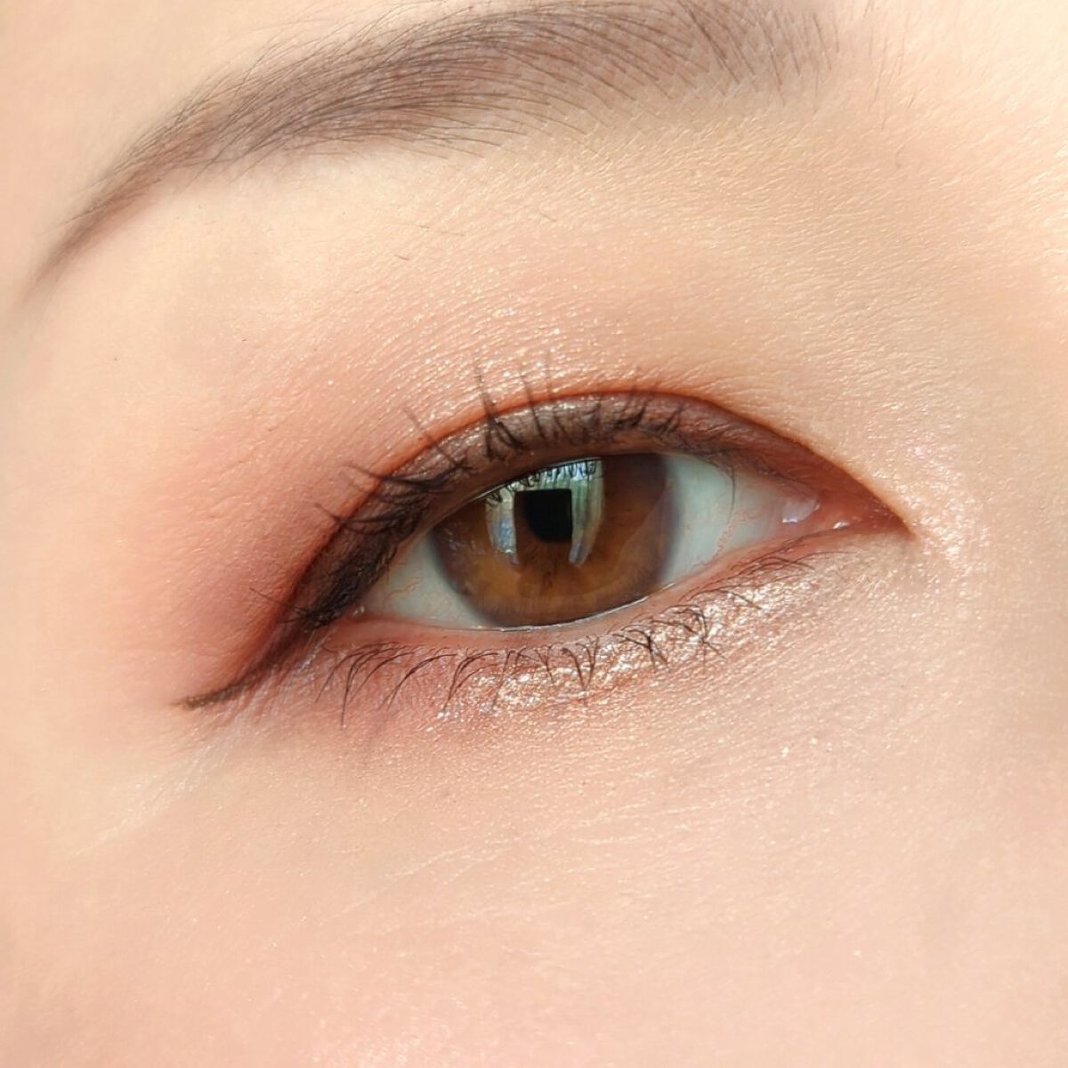 エッセンシャル マルチカラー アイシャドウパレット ロージーアウトルック（限定色）/BOBBI BROWN/アイシャドウパレットを使ったクチコミ（3枚目）