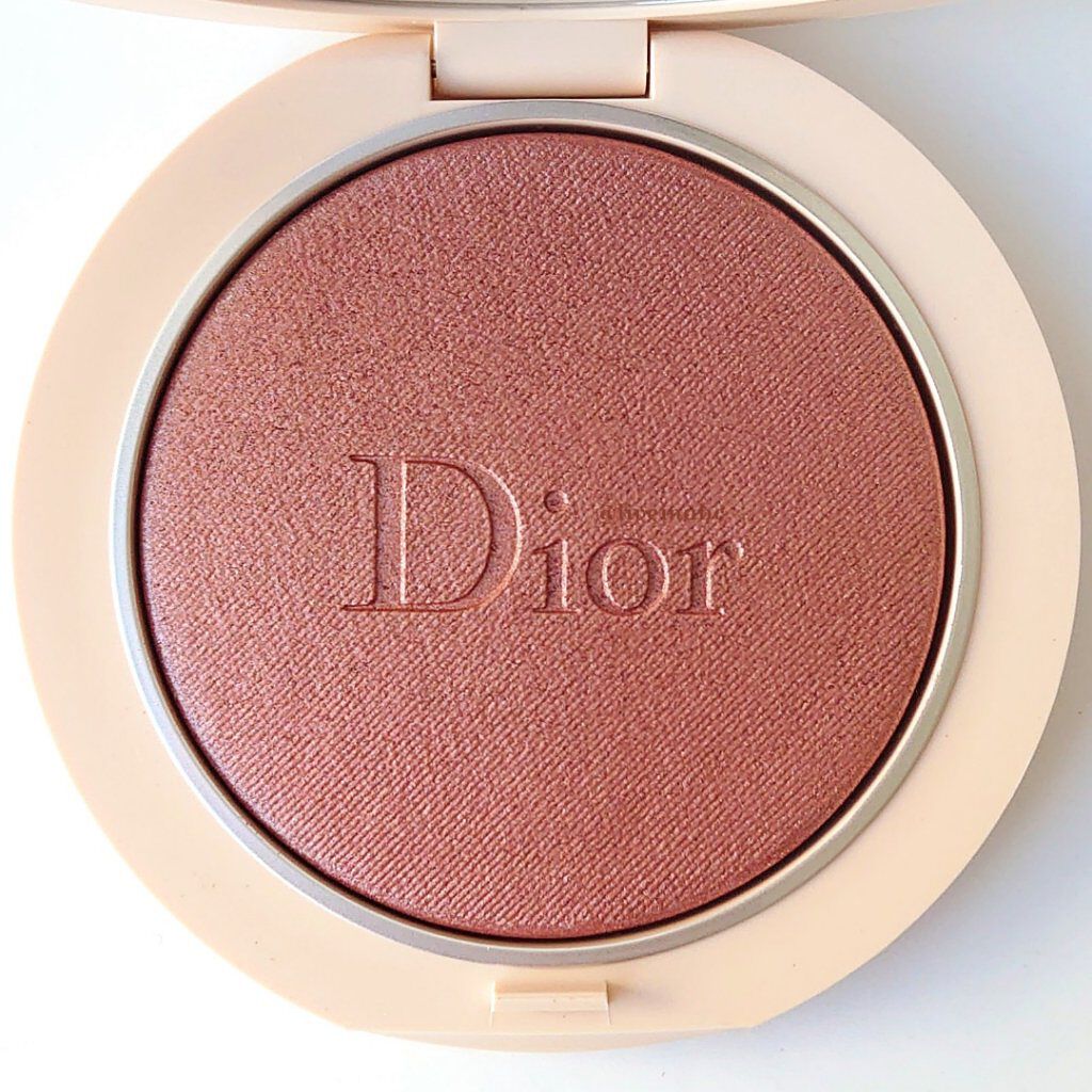 ディオールスキン フォーエヴァー クチュール ルミナイザー/Dior/プレストパウダーを使ったクチコミ（3枚目）