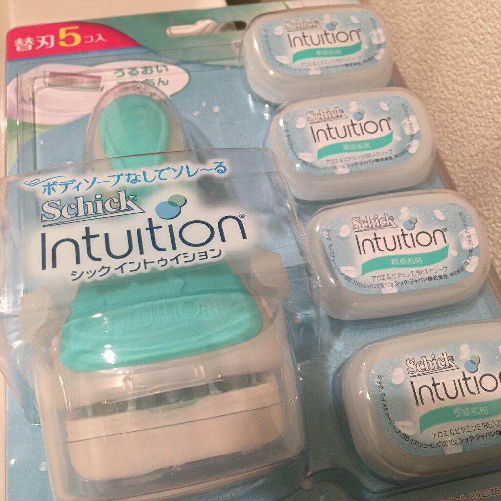 イントゥイション 敏感肌用 ホルダー （刃付き）＋替刃１コ/イントゥイション/シェーバーを使ったクチコミ（1枚目）