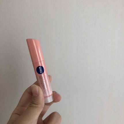 モイストピュアカラーリップ/ニベア/リップクリームを使ったクチコミ(2枚目)