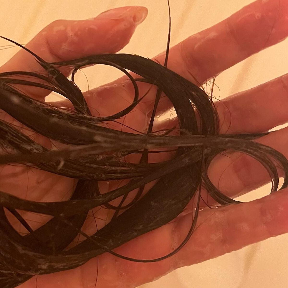 プレミアムイオンシルキースリークシャンプー(リペア＆スムース)  本体 450ml/IONICO/シャンプー・コンディショナーを使ったクチコミ（2枚目）