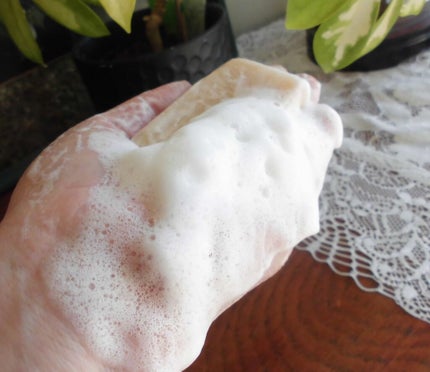 手作り洗顔石鹸 アンティアン クイーン オブ ソープ 「ラベンダーハニー」/アンティアン/洗顔石鹸を使ったクチコミ(4枚目)