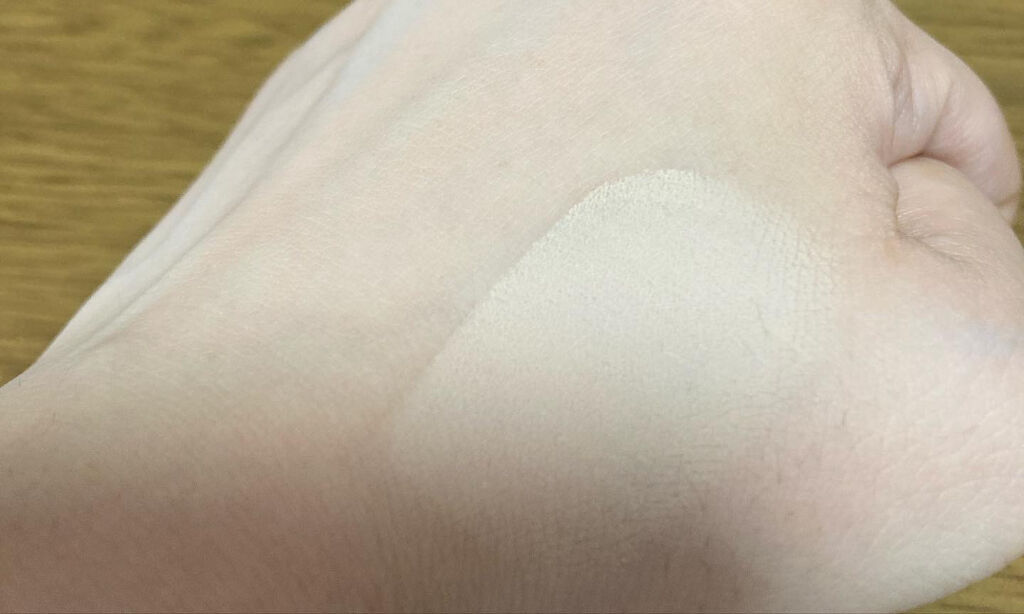 シルキー フィット/COVERMARK/パウダーファンデーションを使ったクチコミ（3枚目）