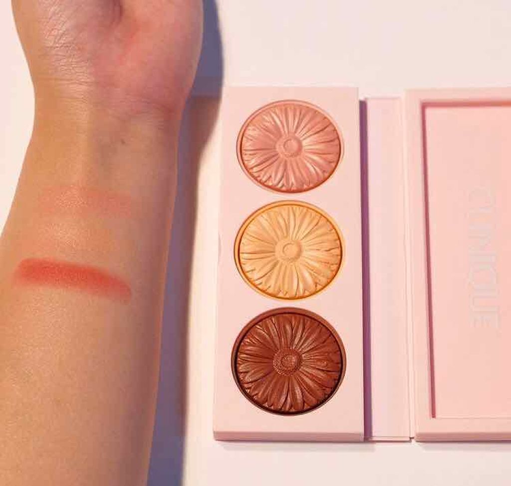 YUIð on LIPS ãCLINIQUEâ
â¡Ì*ããŒã¯ãããã3è²ã»ãããããéå®ã³ã..ãïŒ1æç®ïŒ