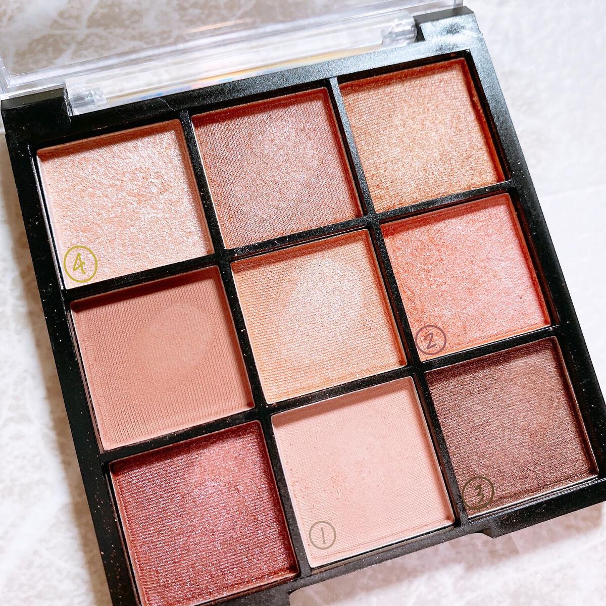 UR GLAM　BLOOMING EYE COLOR PALETTE/U R GLAM/アイシャドウパレットを使ったクチコミ（3枚目）