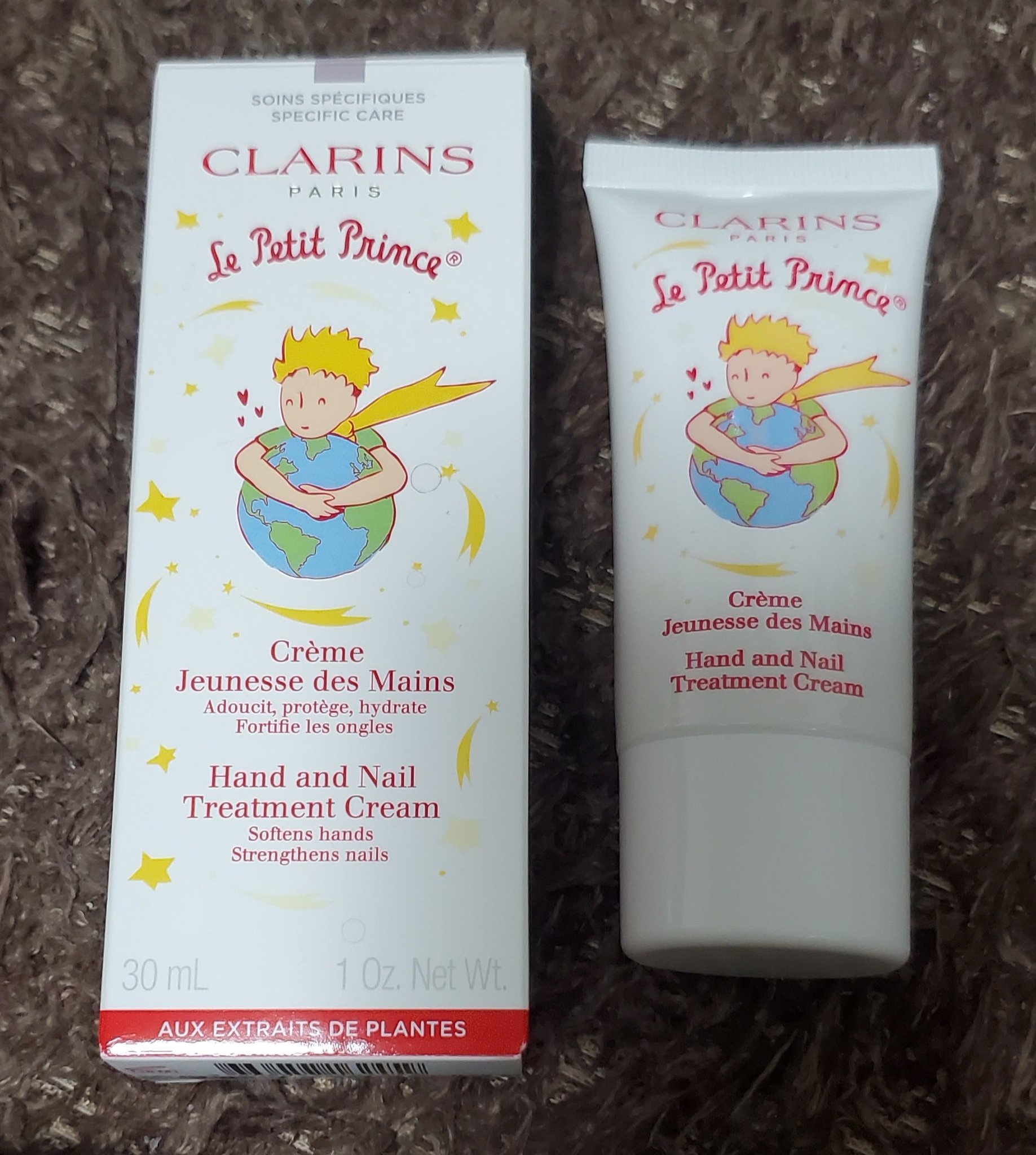 ハンド／ネイル トリートメント クリーム 30g (星の王子さま 限定コレクション)/CLARINS/ハンドクリームを使ったクチコミ（1枚目）