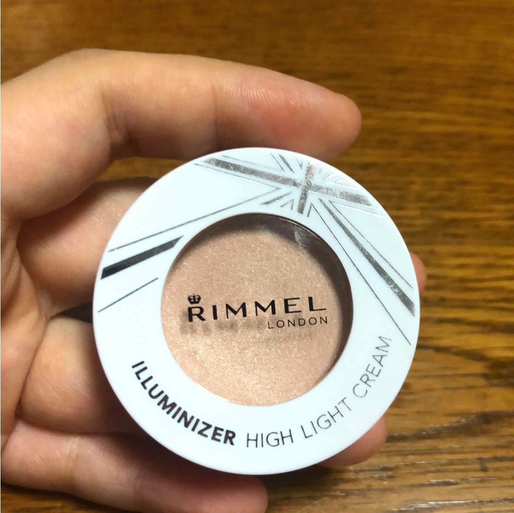 イルミナイザー/リンメル ロンドン/クリームハイライトを使ったクチコミ（1枚目）