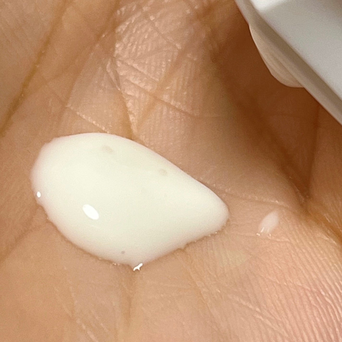 RXザ・6ペプチドスキンブースターセラム/COSRX/ブースター・導入液を使ったクチコミ(4枚目)