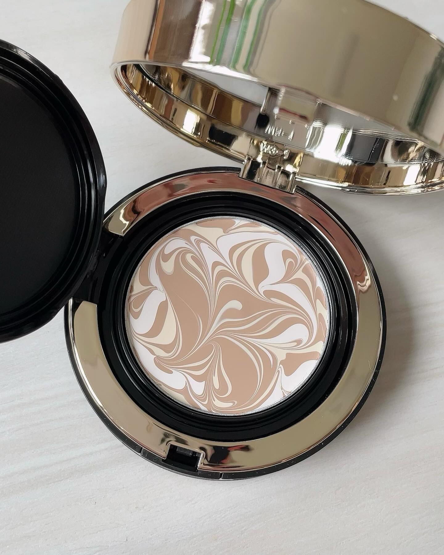 SIGNATURE ESSENCE COVER PACT　/AGE20’s/クリーム・エマルジョンファンデーションを使ったクチコミ（2枚目）