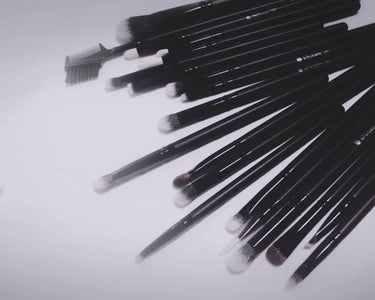 27 Pieces Makeup Brush Set/DUcare/メイクブラシを使ったクチコミ（2枚目）