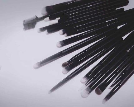 27 Pieces Makeup Brush Set/DUcare/メイクブラシを使ったクチコミ(2枚目)