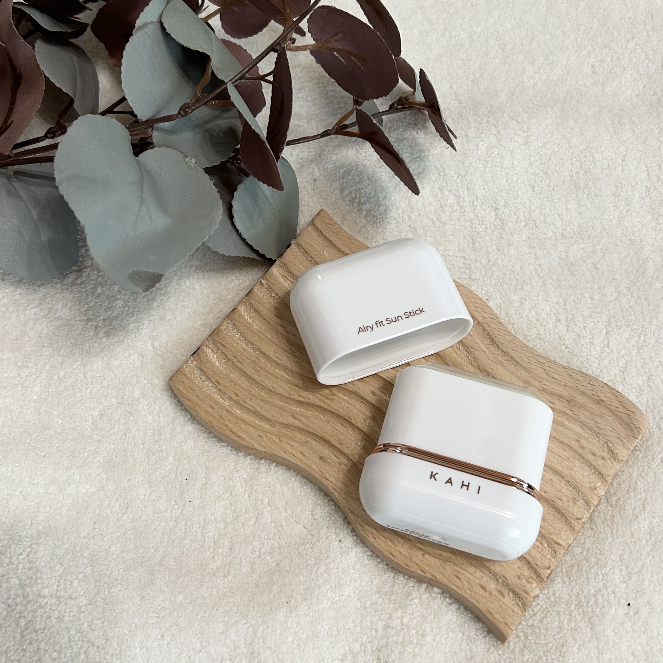 エアリーフィットサンスティック/KAHI/日焼け止めスティックを使ったクチコミ（2枚目）