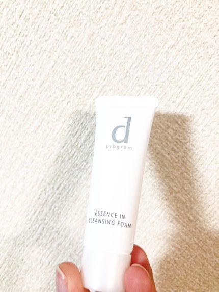 エッセンスイン クレンジングフォーム/d プログラム/洗顔フォームを使ったクチコミ(1枚目)
