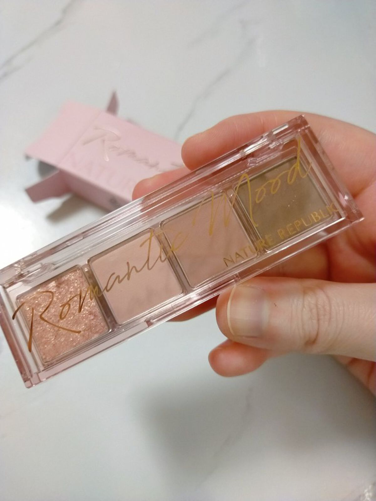 デイリーベーシックパレット/ネイチャーリパブリック/アイシャドウパレットを使ったクチコミ（2枚目）