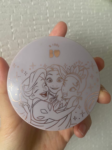 b idol シルクアイスパウダーのクチコミ「お気に入りのパウダー♥️
B IDOLシルクアイスパウダー
(フェイスパウダー) 8g
シ.....」(1枚目)