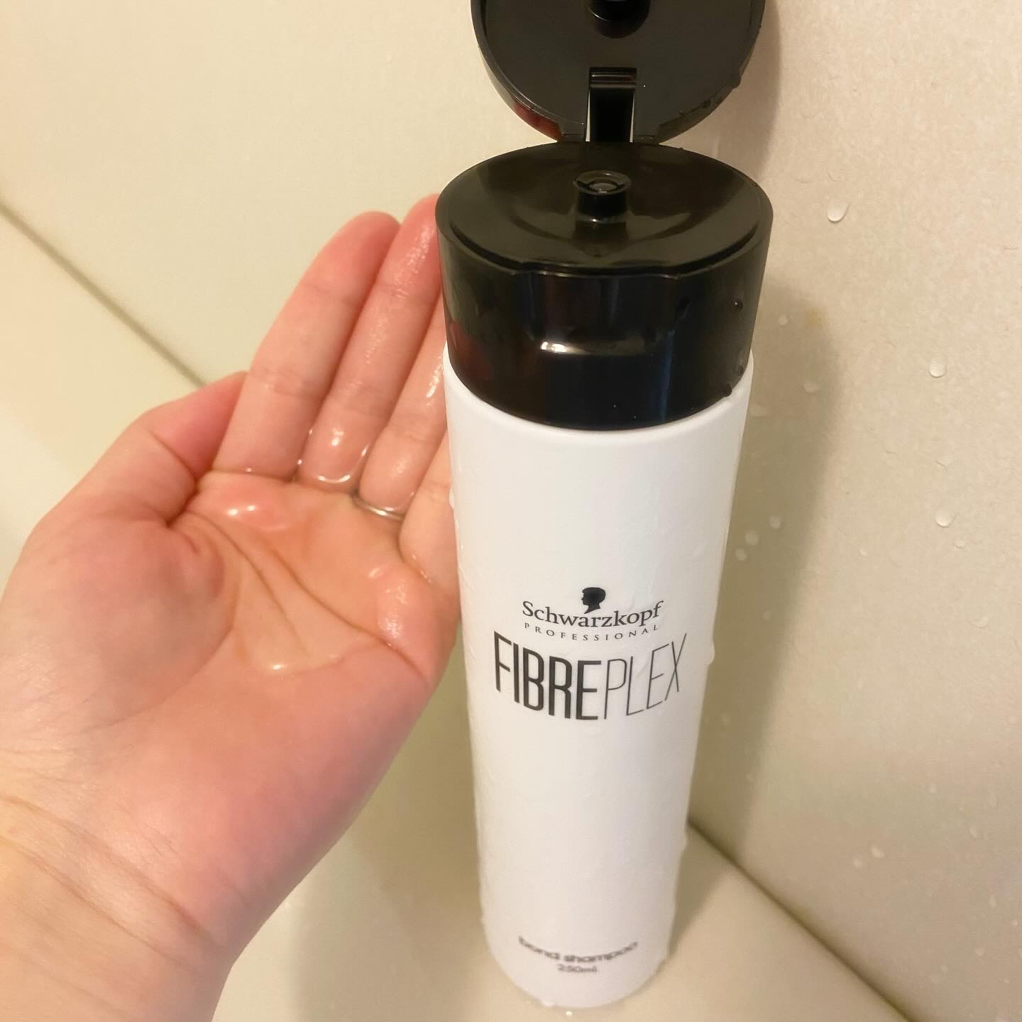 ファイバープレックス ボンド シャンプー/ボンド トリートメント/シュワルツコフ プロフェッショナル/サロンシャンプーを使ったクチコミ（2枚目）