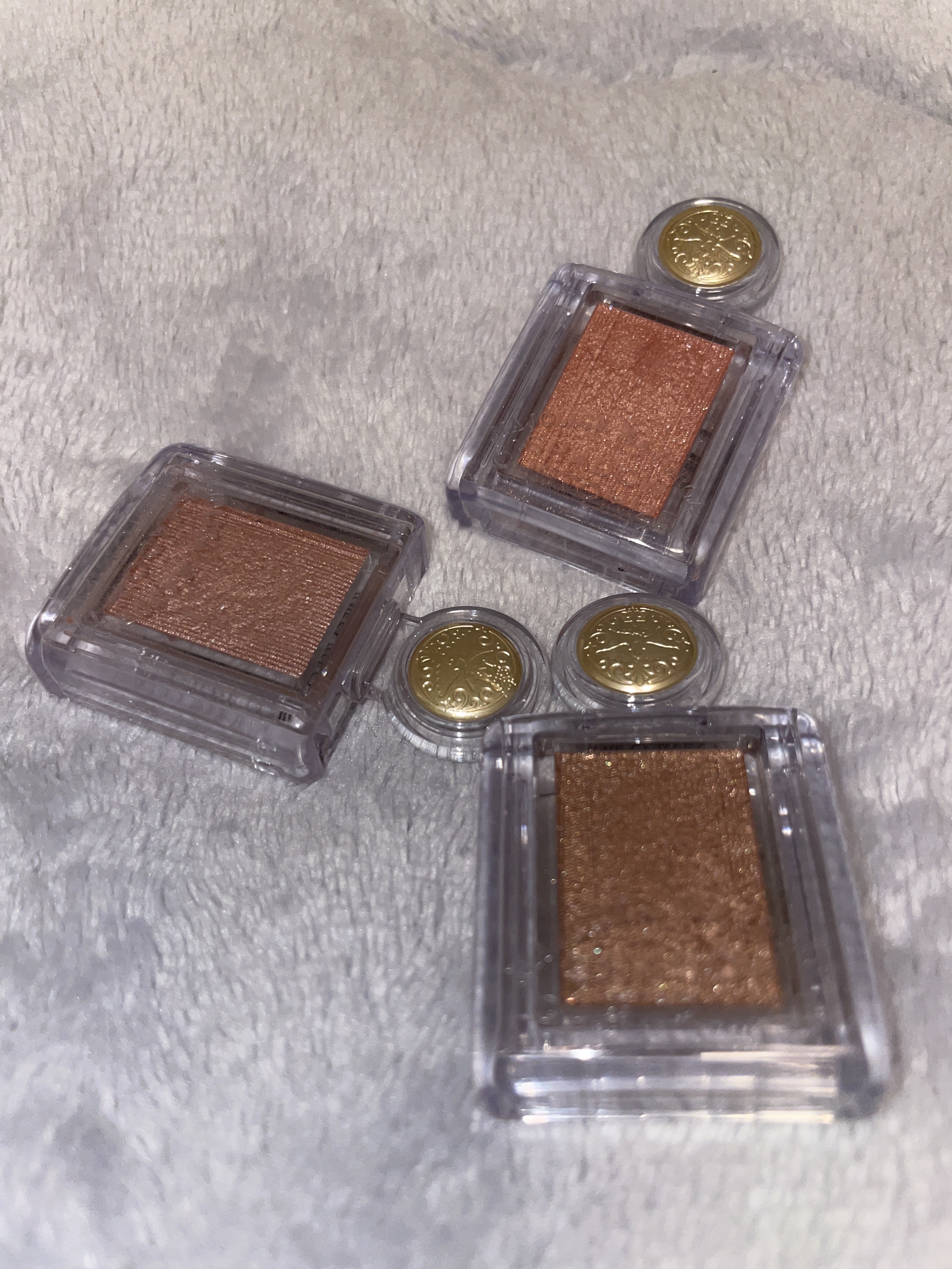 シャドーカスタマイズ/MAJOLICA MAJORCA/単色アイシャドウを使ったクチコミ（1枚目）