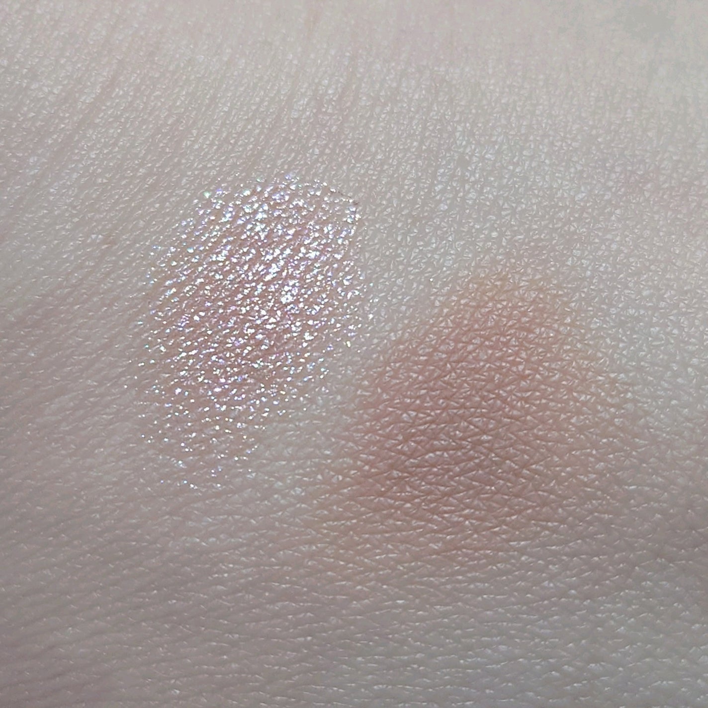 リュクス アイシャドウ デュオ/BOBBI BROWN/アイシャドウパレットを使ったクチコミ(3枚目)