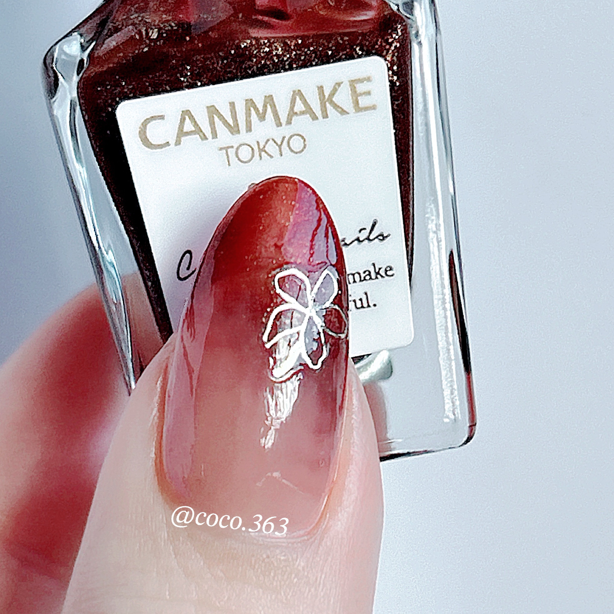 カラフルネイルズ/キャンメイク/マニキュアを使ったクチコミ（3枚目）