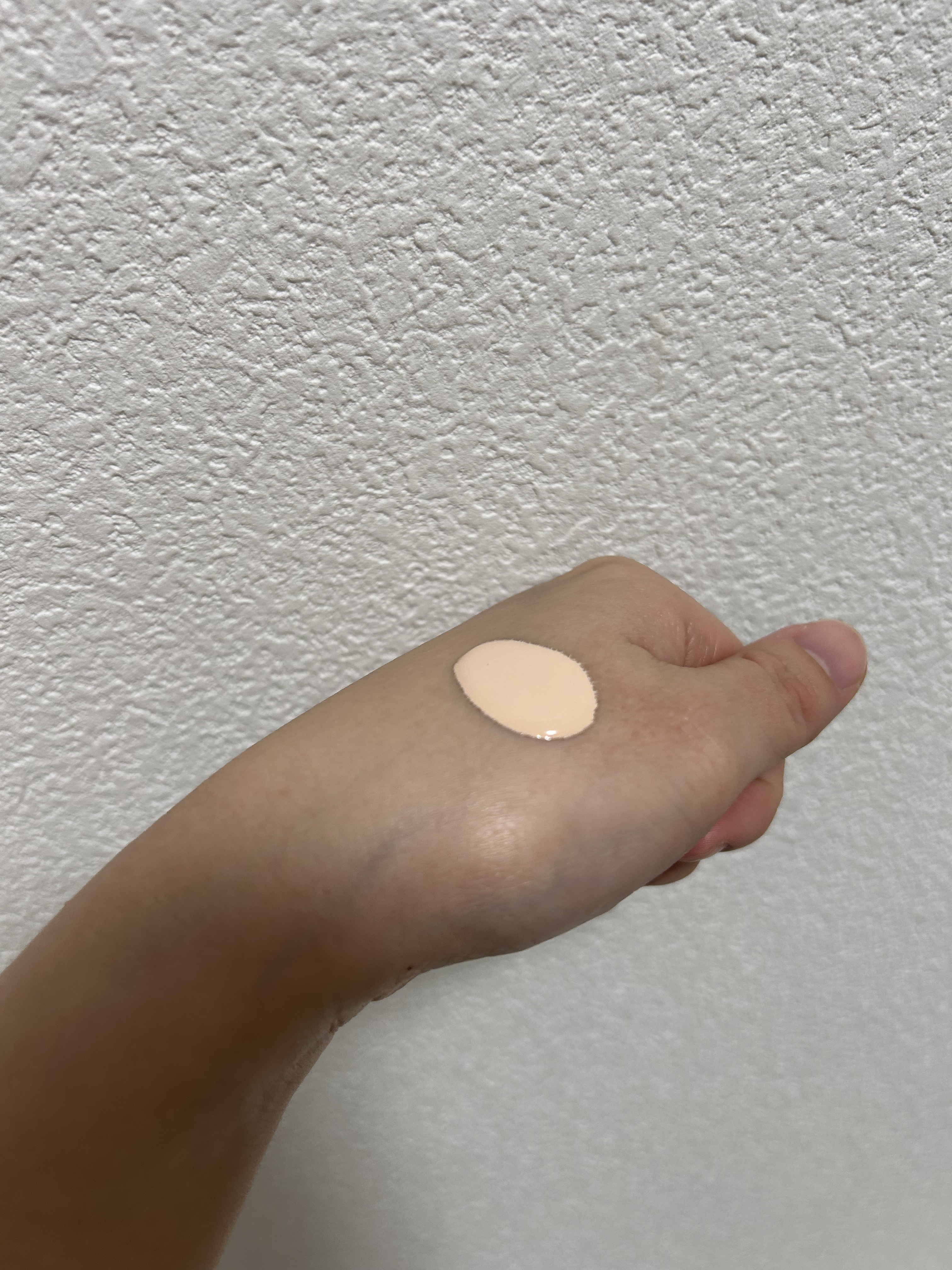 エアリーステイ オイルブロッカー 01 ピンクベージュ/FASIO/化粧下地を使ったクチコミ（2枚目）