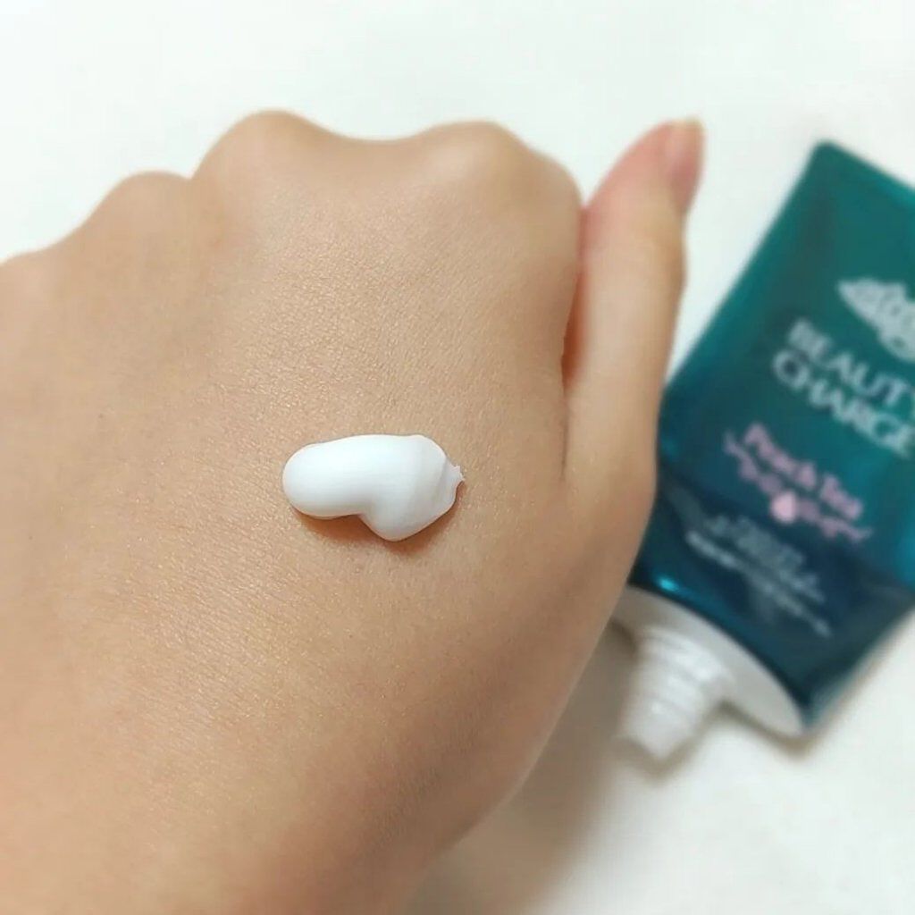 ビューティーチャージ ピーチティーの香り/アトリックス/ハンドクリームを使ったクチコミ（2枚目）