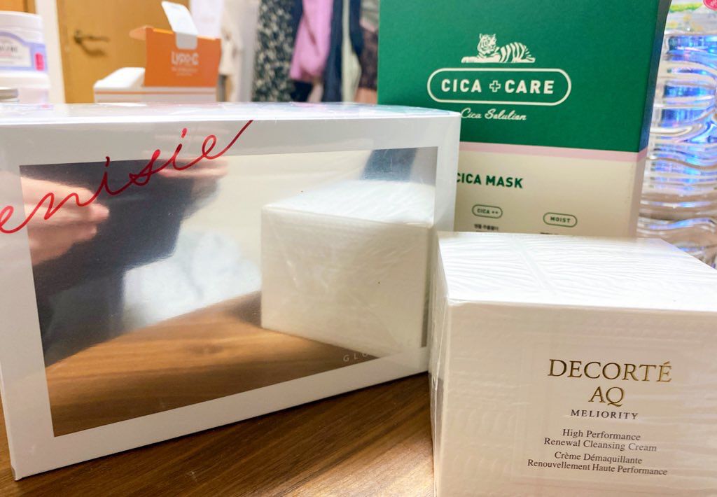 DECORTÉ AQ ミリオリティ リペア クレンジングクリーム nのクチコミ「エニシーグローパック

田中みな実さんの愛用品にのってたので買ってみました🥺♡♡


COSM.....」（1枚目）