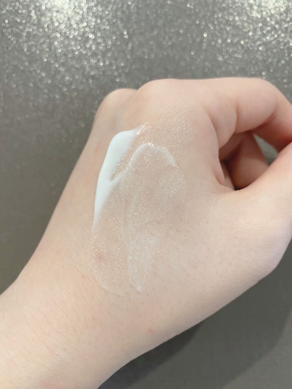 アンブリオリス モイスチャークリーム/アンブリオリス/フェイスクリームを使ったクチコミ(3枚目)