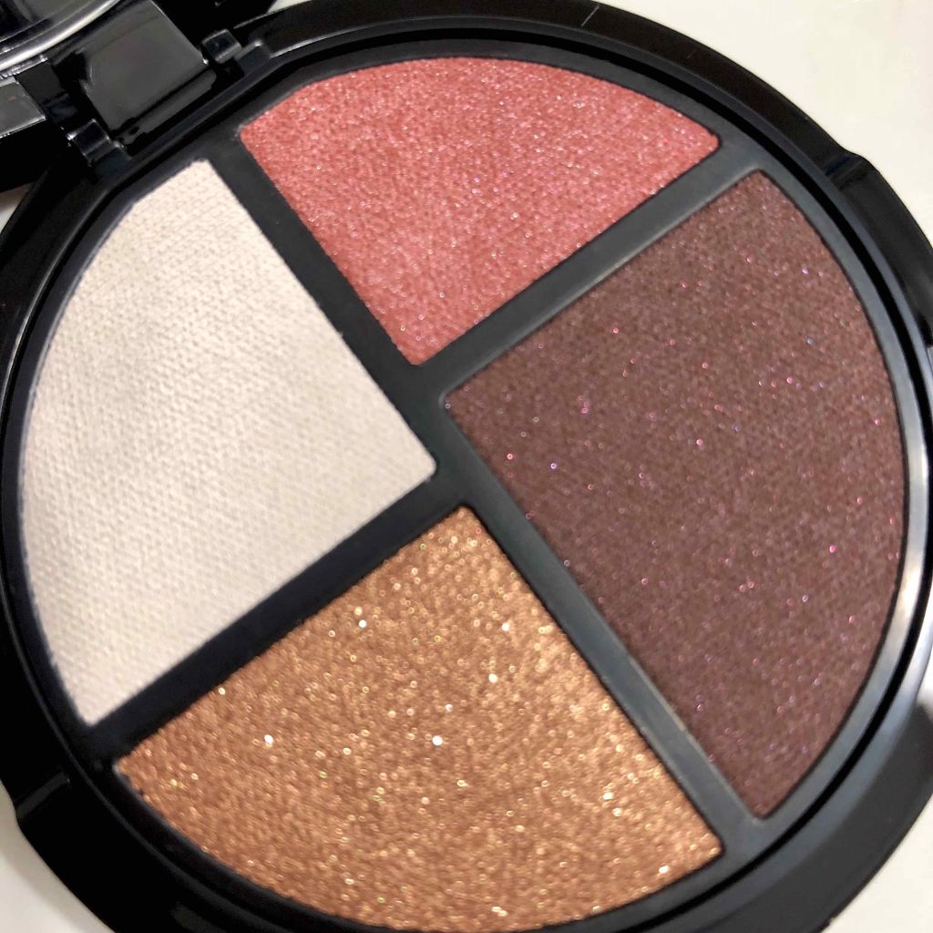 アイ クアトロ パレット/ジョルジオ アルマーニ ビューティ/アイシャドウパレットを使ったクチコミ（1枚目）