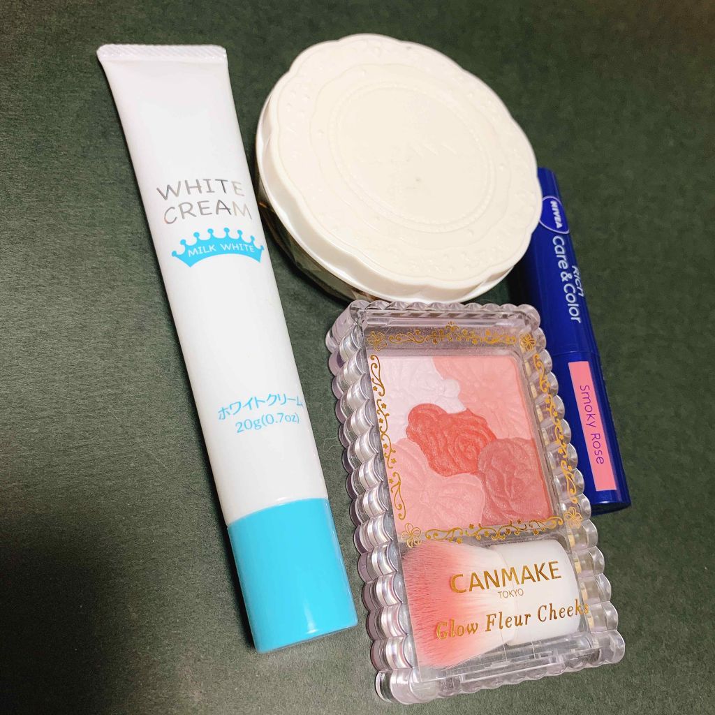 日本製ホワイトクリームＤ/DAISO/化粧下地を使ったクチコミ（2枚目）