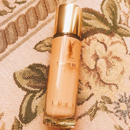 タン ラディアント タッチ エクラ/YVES SAINT LAURENT BEAUTE/リキッドファンデーションを使ったクチコミ(1枚目)