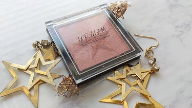 UR GLAM　BRIGHTNING POWDER/U R GLAM/ハイライトを使ったクチコミ（1枚目）