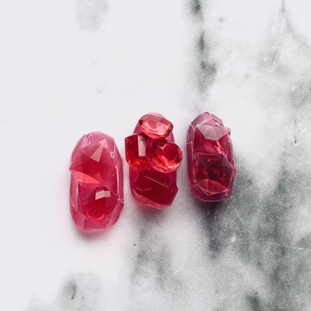 カラフルネイルズ/キャンメイク/マニキュアを使ったクチコミ(4枚目)