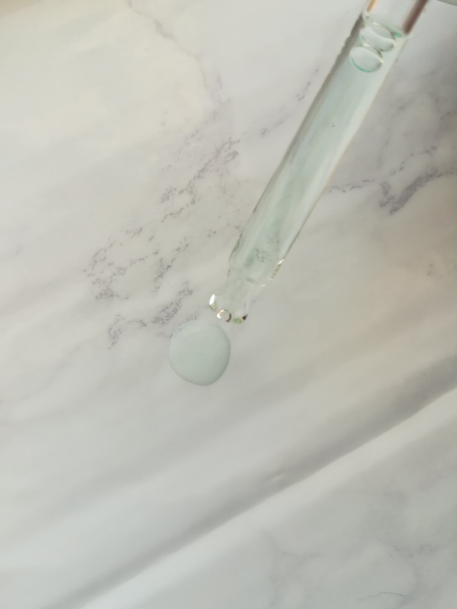 PDRNヒアルロン酸カプセル100セラム/Anua/美容液を使ったクチコミ（2枚目）