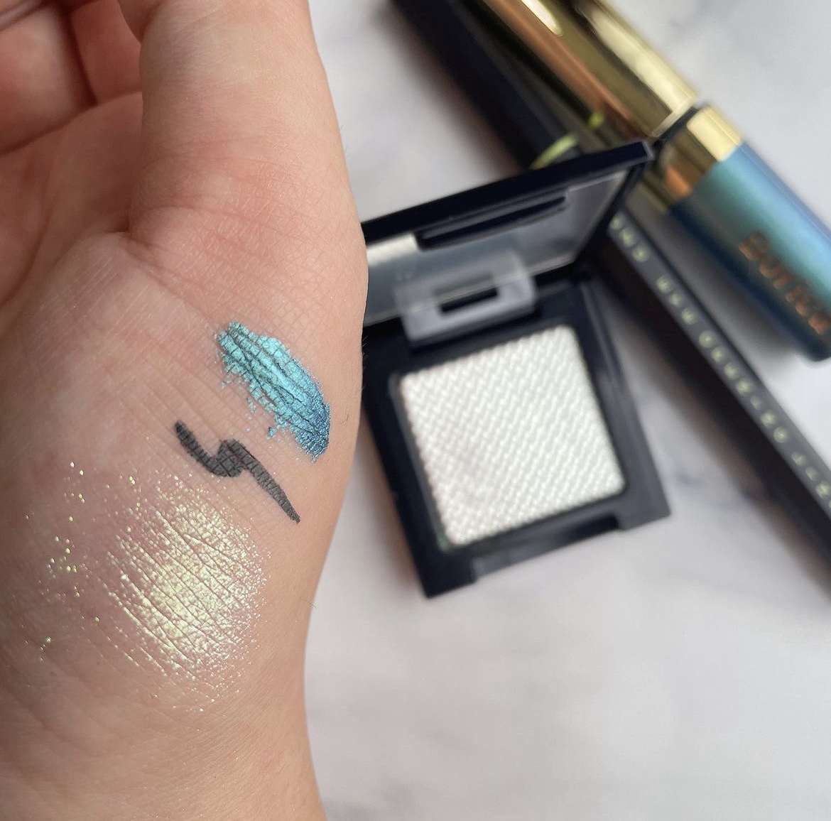 グロッシーリッチ アイズ N/Visée/アイシャドウパレットを使ったクチコミ（2枚目）