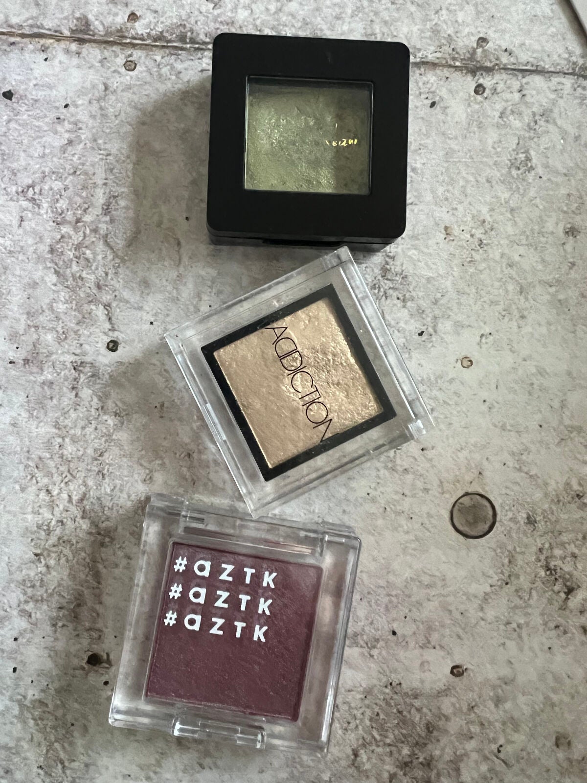 アディクション ザ アイシャドウ/ADDICTION/単色アイシャドウを使ったクチコミ(2枚目)