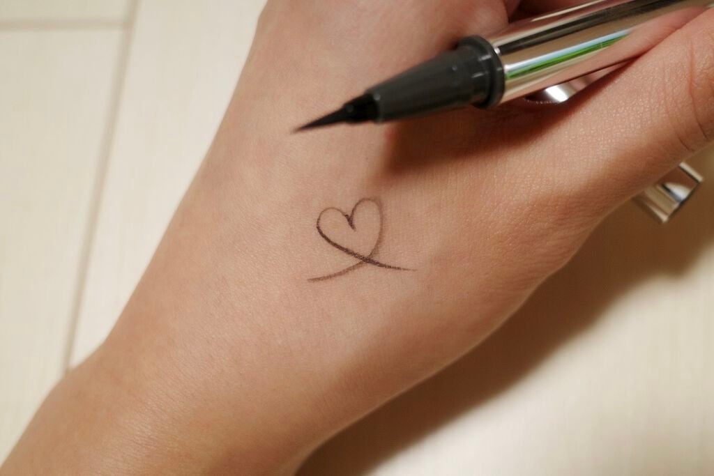 ラブ・ライナー リキッドアイライナーR3/ラブ・ライナー/リキッドアイライナーを使ったクチコミ(4枚目)