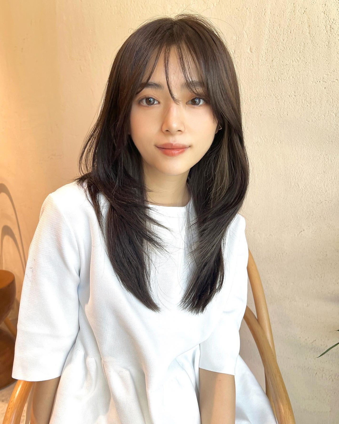 HARUNA on LIPS 「人気スタイル🤍🤍柔らかいレイヤースタイルです😚さらっとスタイリ..」(3枚目)